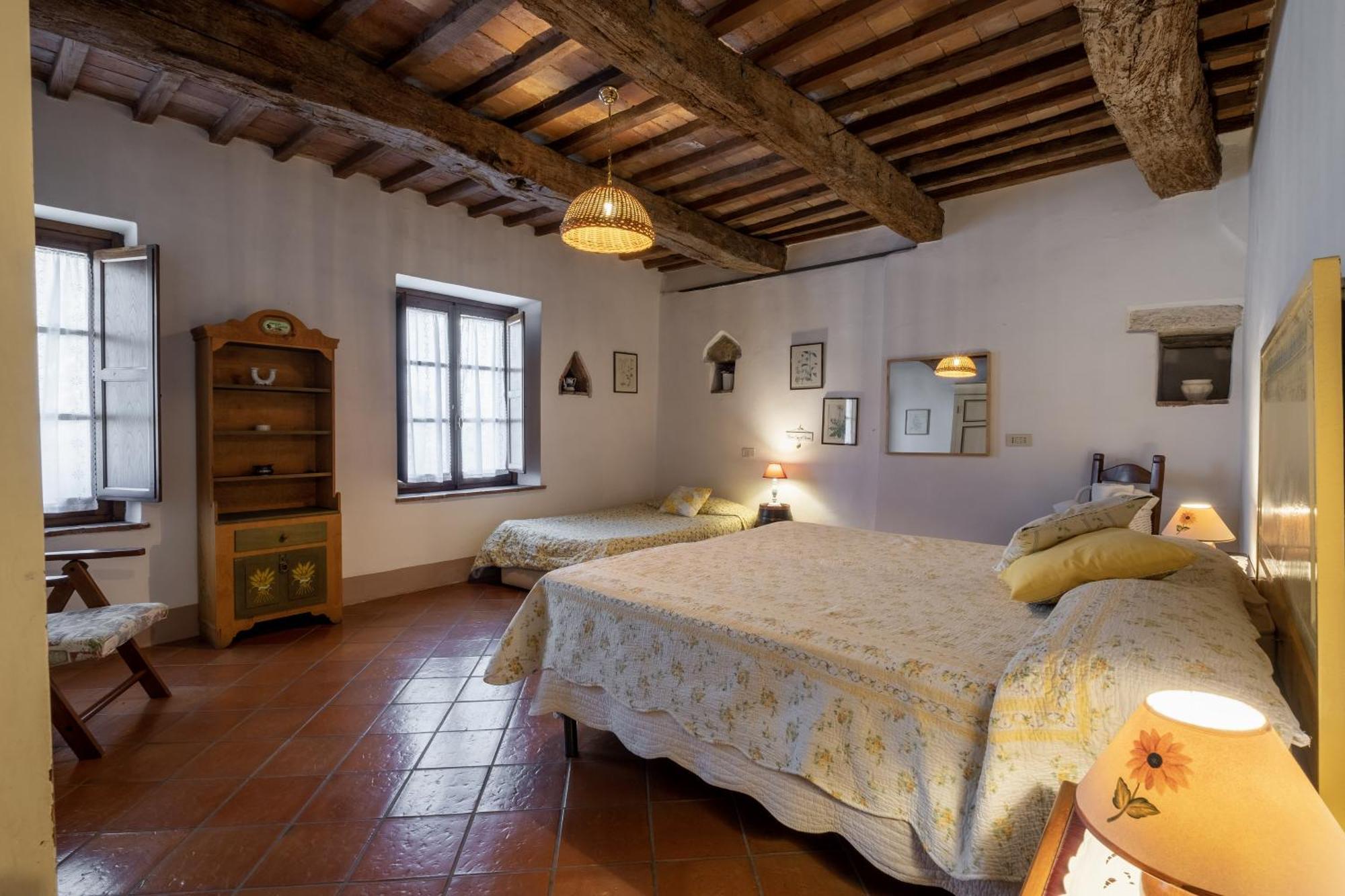 Podere La Montalla Радикофани Экстерьер фото